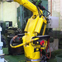 Robot FANUC S-420iF