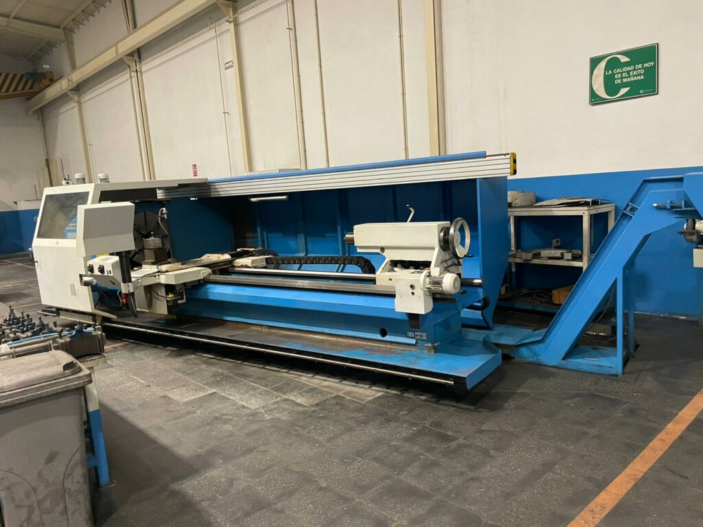 Torno paralelo CNC TOS SUA 80 Numeric
